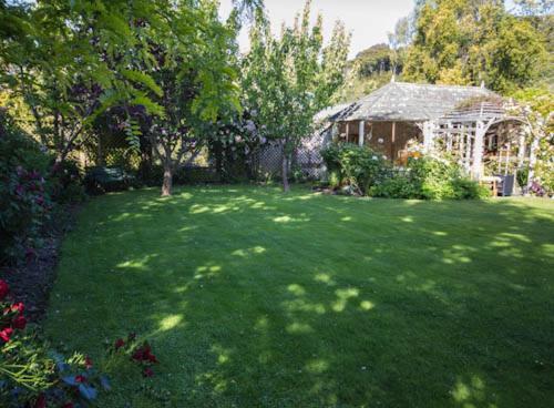 The Summerhouse, Ideal Akaroa Location. Daire Dış mekan fotoğraf